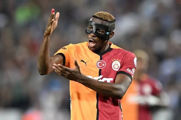 Victor Osimhen’s Family Whala Explodes: Edo Elders Slam Soccer Star for “Abandoning” Roots! - Nigeria Gossip and Scandals