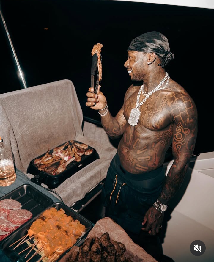 Asake Full body Tattoo - Nigeria Gossip