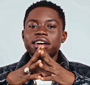 Peller Mocked Online for Spelling 'Economy' as 'Airconomi' on Carter Efe’s Live Show - Nigeria Gossip and Scandals