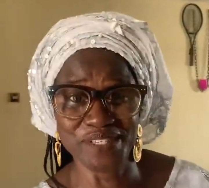 Just In: A Nigerian mother shows off her football skill - Nigeria Gossip